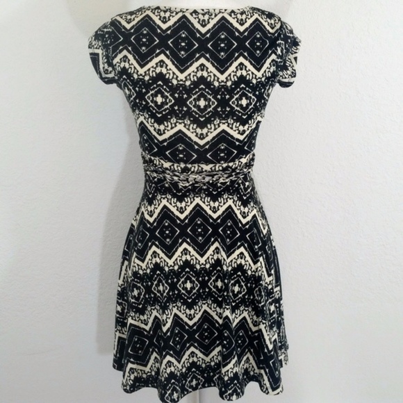 Love Fire Loop Waist Fit & Flare Dress 192 - Picture 3 of 7